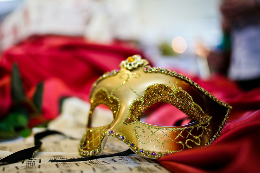 I confetti: dal carnevale al wedding